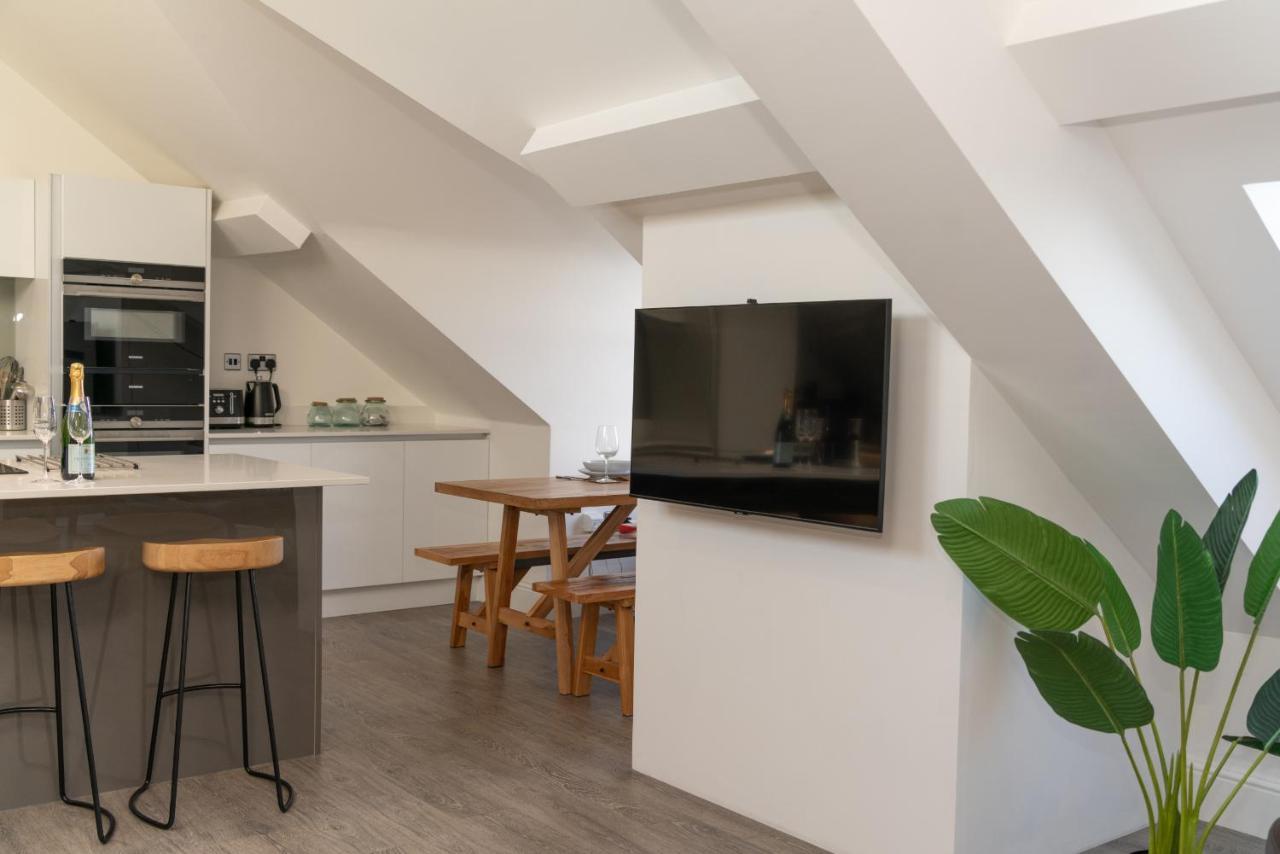 Larkrise - 3 Bed Penthouse-Sleeps 6-Tjslr Lägenhet Woolacombe Exteriör bild
